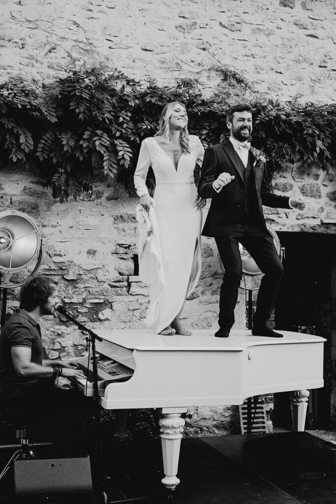 Photographe mariage Toulouse - moment volé - funky - mariage détendu