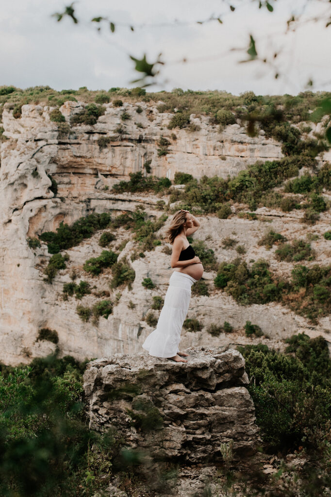 Photographe femme enceinte toulouse aude carcassonne castelnaudary narbonne gruissan- photos de grossesse naturelles artistiques