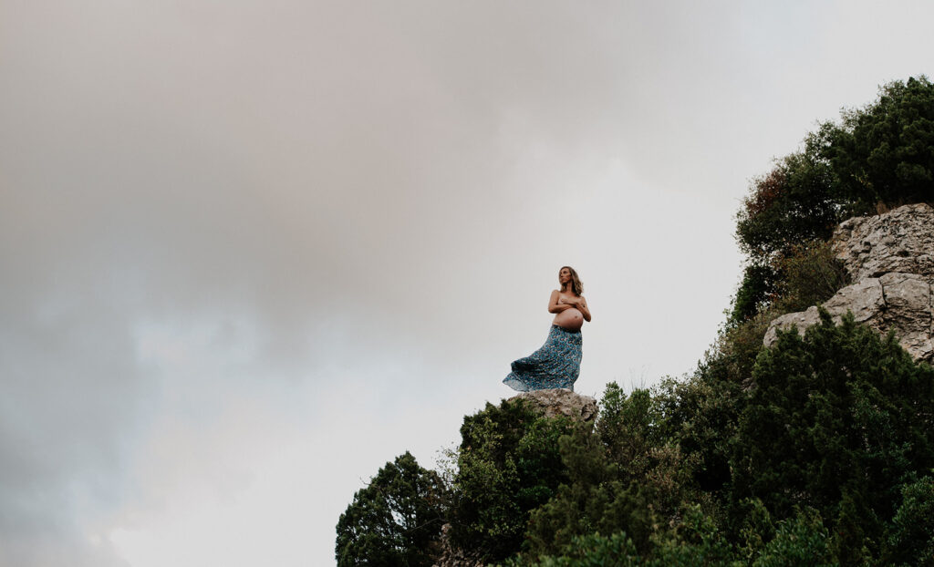 Photographe femme enceinte aude carcassonne castelnaudary narbonne gruissan- photos de grossesse naturelles artistiques