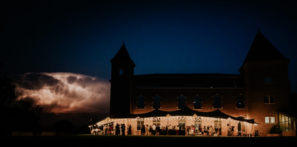 Photographe mariage Toulouse - chateau - eclairs