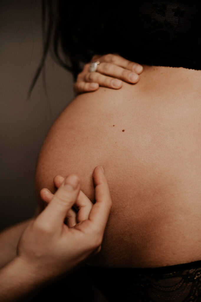 baby bump maternity photographer toulouse