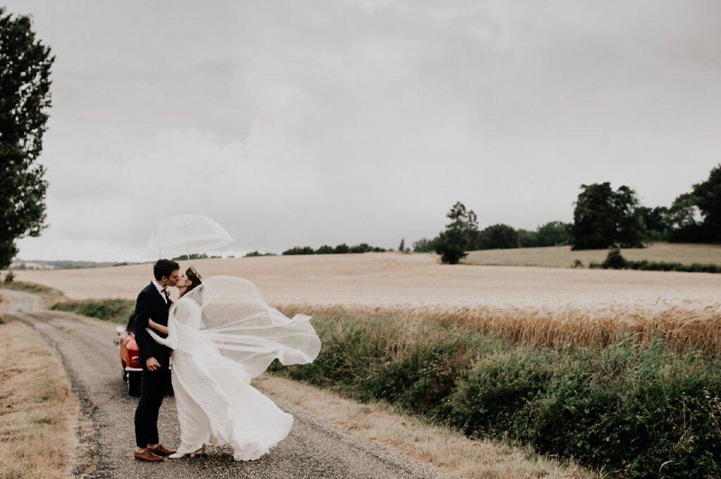 Photographe-mariage-Chateau-Malliac-seance-couple
