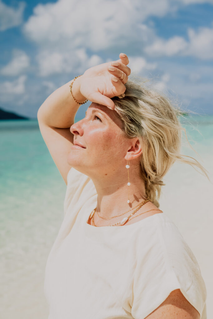 Photographe mode bijoux - Derive-Jewelry-Bora-Bora - Celine-Deligey