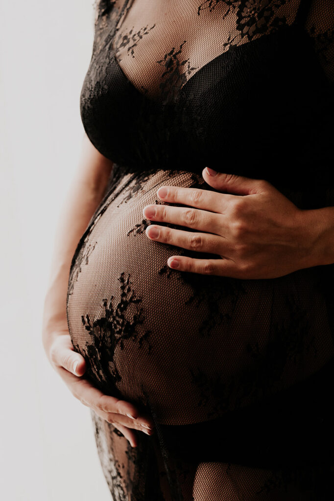 Photographe grossesse toulouse - photos naturelles et artistiques
