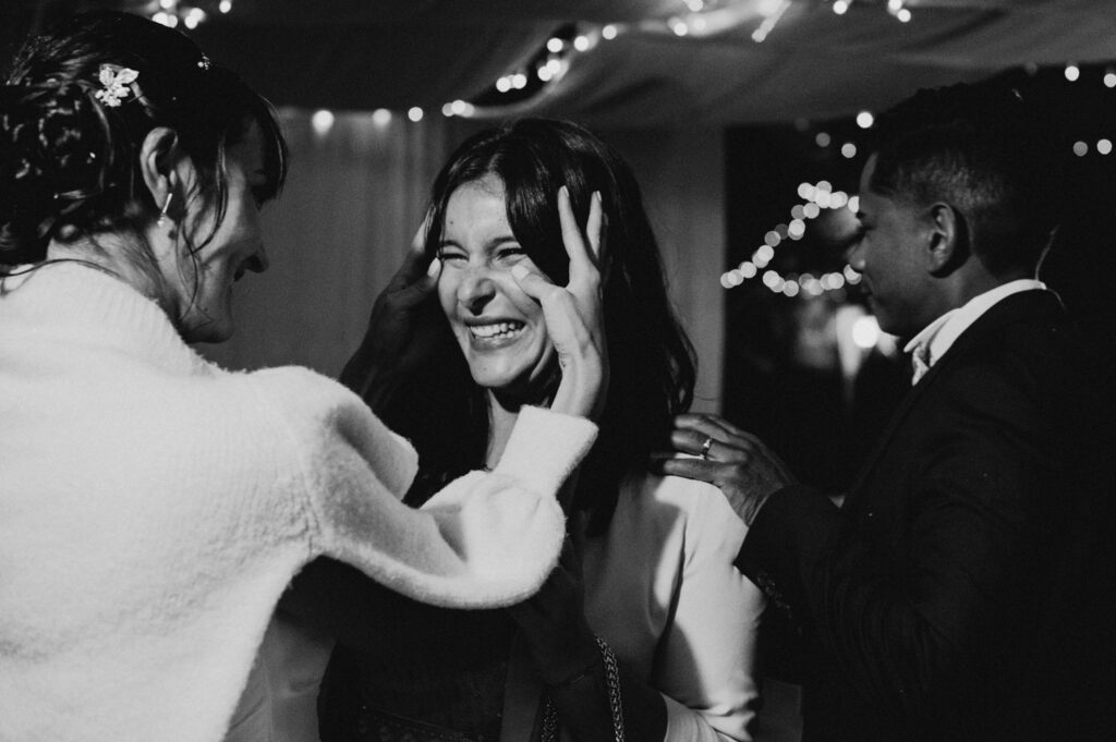 Photographe mariage Toulouse - moment volé- reportage - emotions