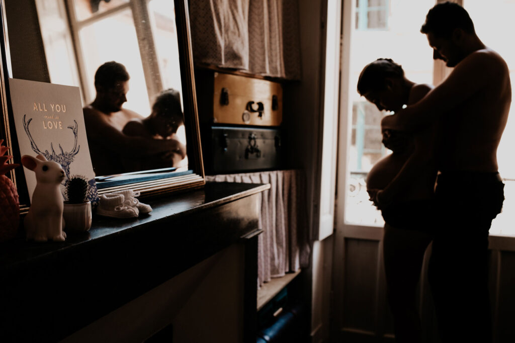 Photographe femme enceinte toulouse aude carcassonne castelnaudary narbonne gruissan- photos de grossesse naturelles artistiques originales